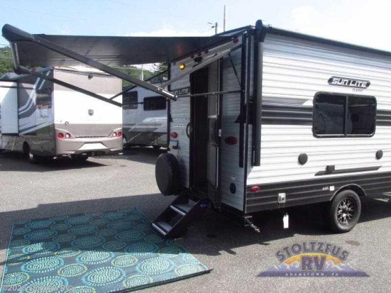 Used 2023 Sunset Park RV Sun Lite 18RD available in Adamstown, Pennsylvania