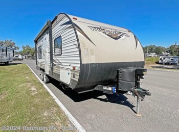 Used 2018 Forest River Wildwood X-Lite 241QBXL available in Ocala, Florida