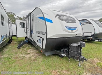 Used 2020 Forest River Cherokee Alpha Wolf 26RL-L available in Ocala, Florida
