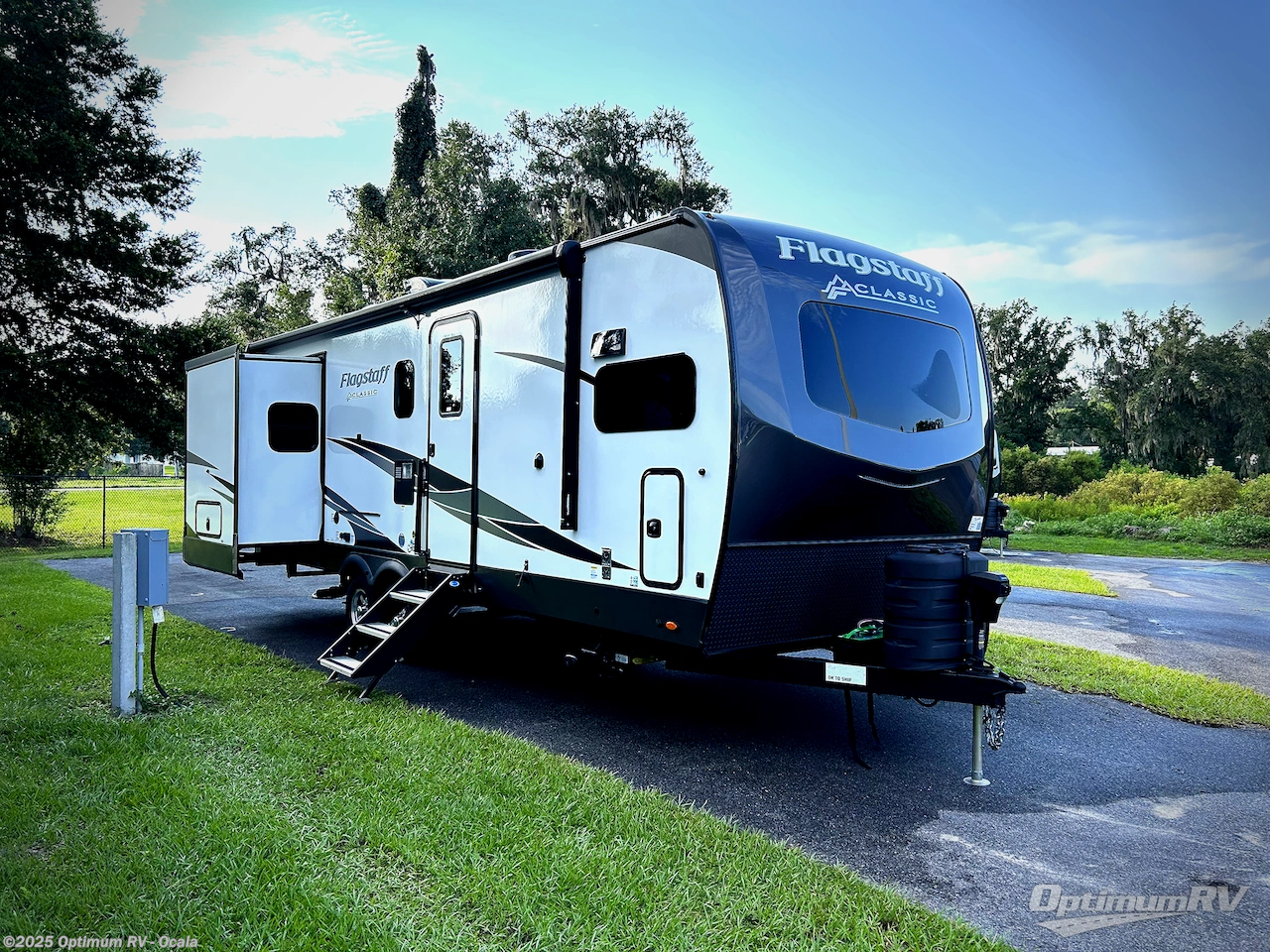 New 2024 Forest River Flagstaff Classic 826BHS available in Ocala, Florida