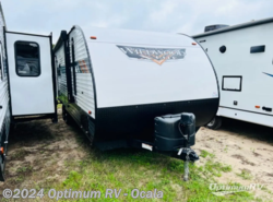 Used 2022 Forest River Wildwood X-Lite 24RLXL available in Ocala, Florida