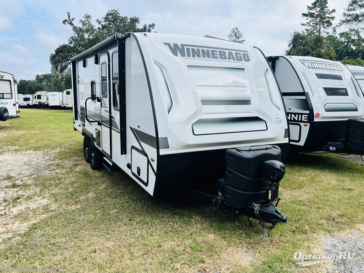 Used 2022 Winnebago Micro Minnie 2306BHS available in Ocala, Florida