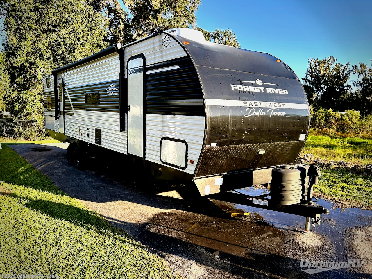 New 2025 East to West Della Terra 312BH available in Ocala, Florida