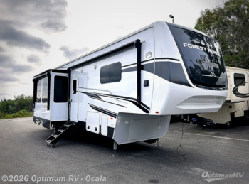New 2025 Palomino Columbus 376DS available in Ocala, Florida