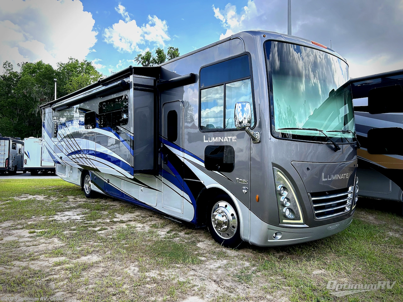 Used 2023 Thor  Luminate CC35 available in Ocala, Florida