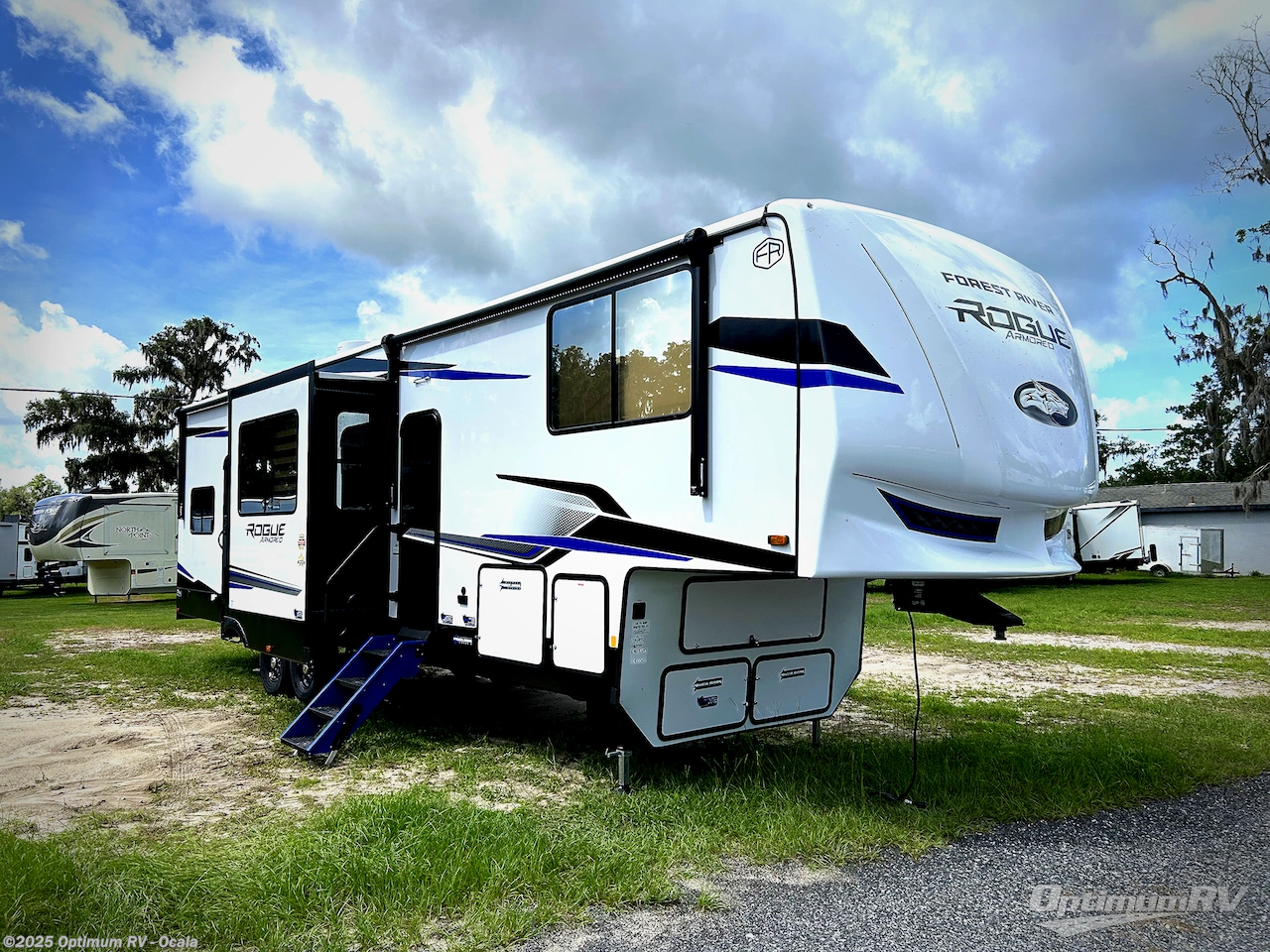New 2026 Forest River Vengeance Rogue Armored 341GS11 available in Ocala, Florida