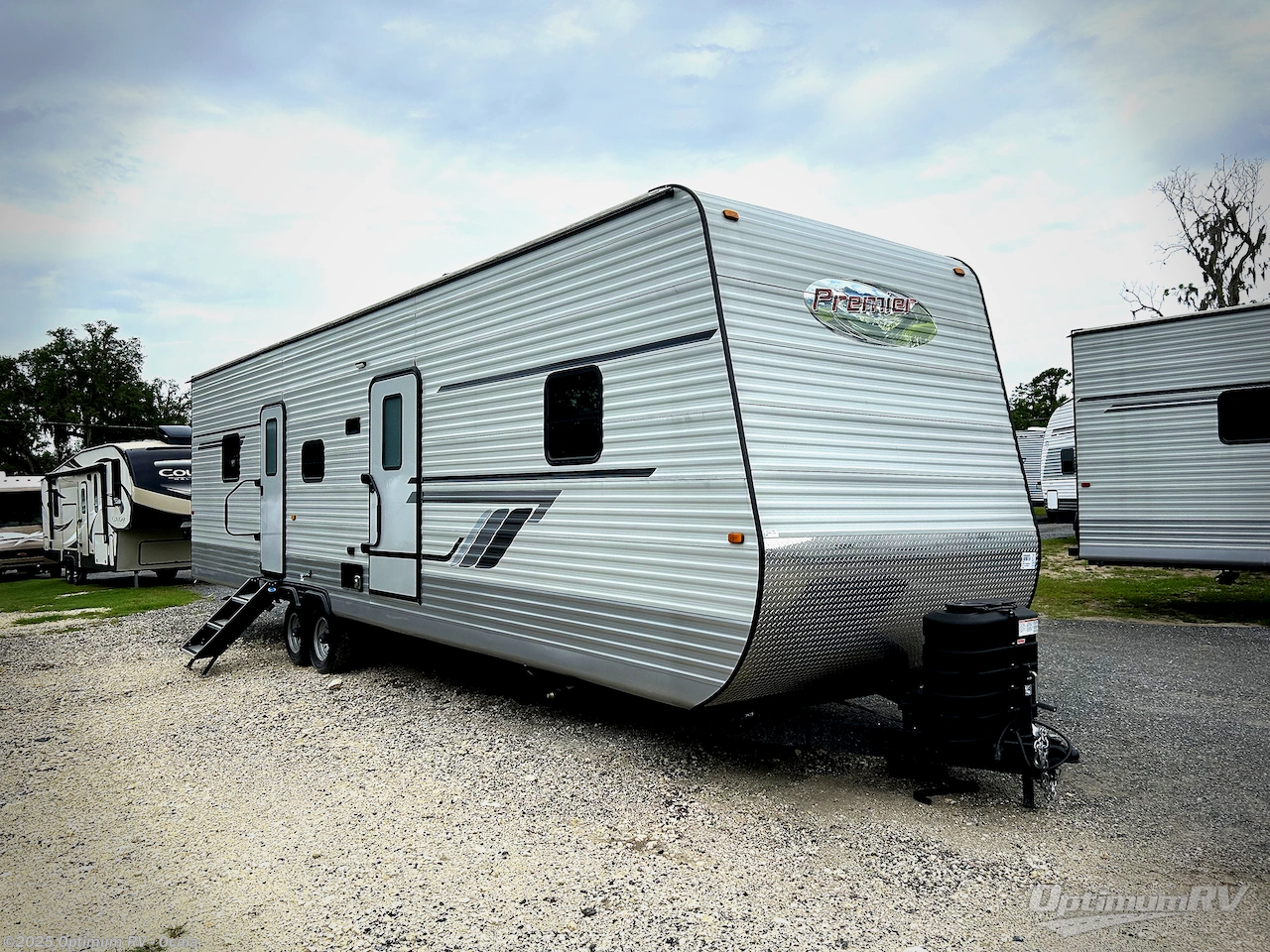 New 2025 HL Enterprise Hy-Line Premier HY38 available in Ocala, Florida