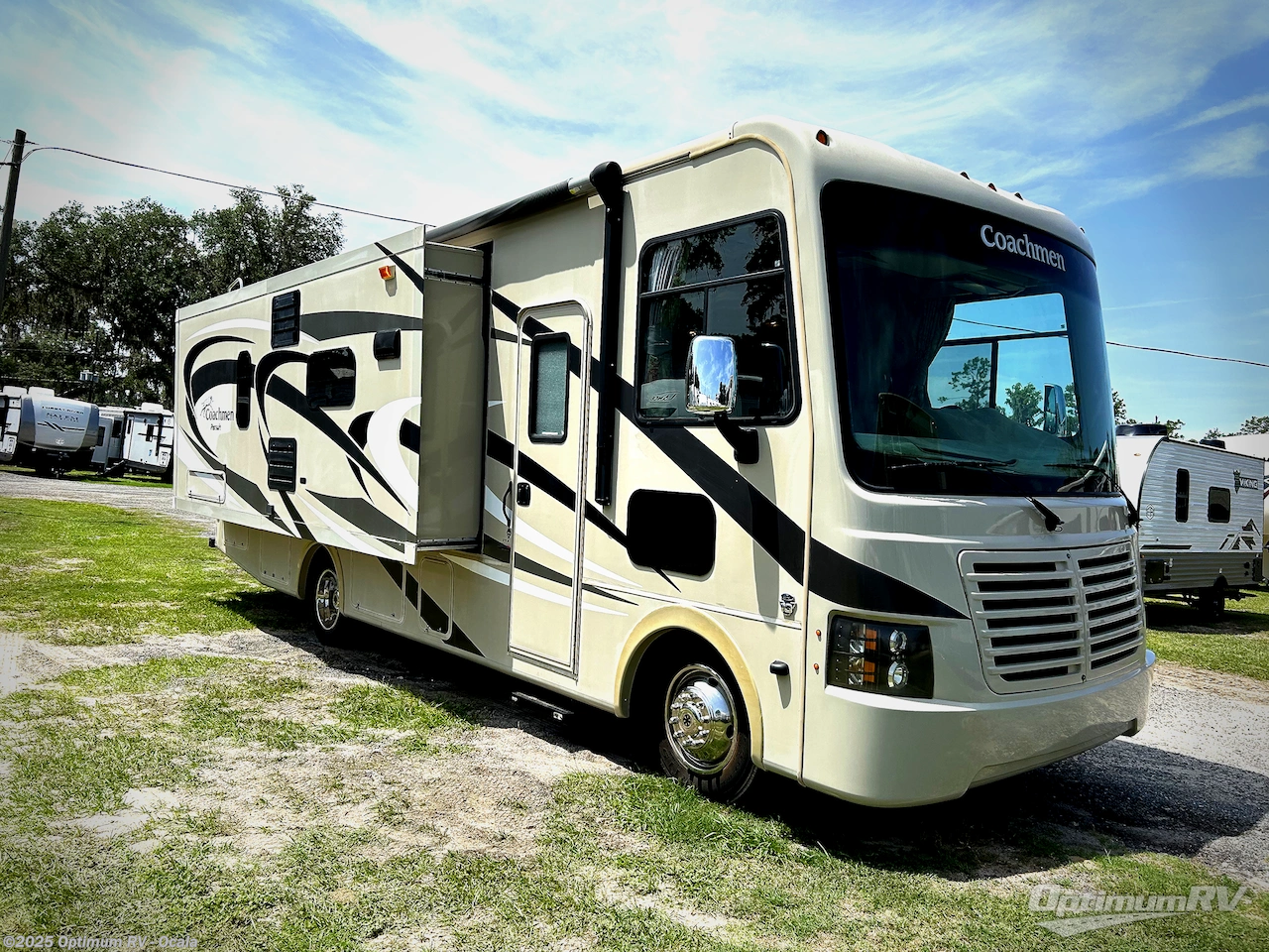 Used 2014 Coachmen Pursuit 27 KB available in Ocala, Florida