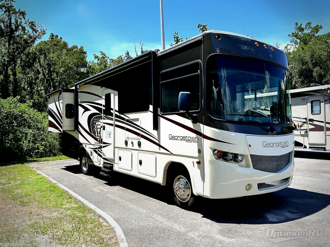 Used 2015 Forest River Georgetown 310DS available in Ocala, Florida