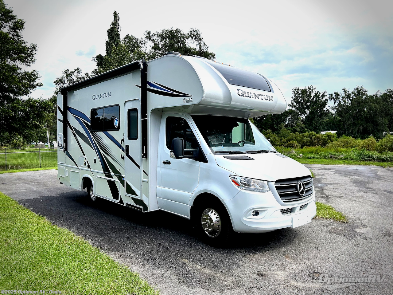 Used 2023 Thor  Quantum Sprinter MB24 available in Ocala, Florida