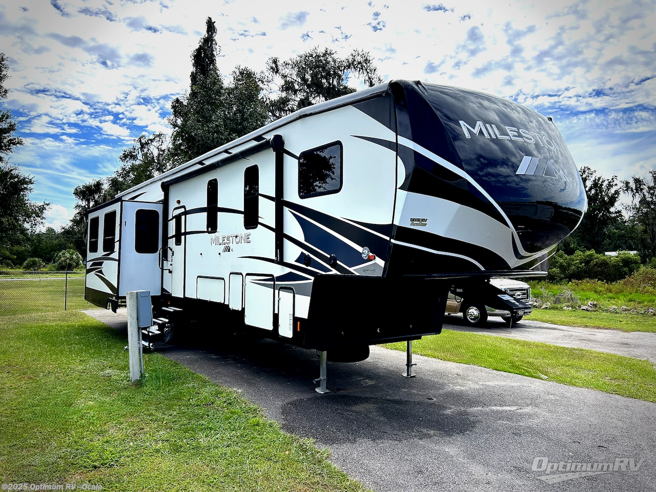 Used 2019 Heartland Milestone 377MB available in Ocala, Florida