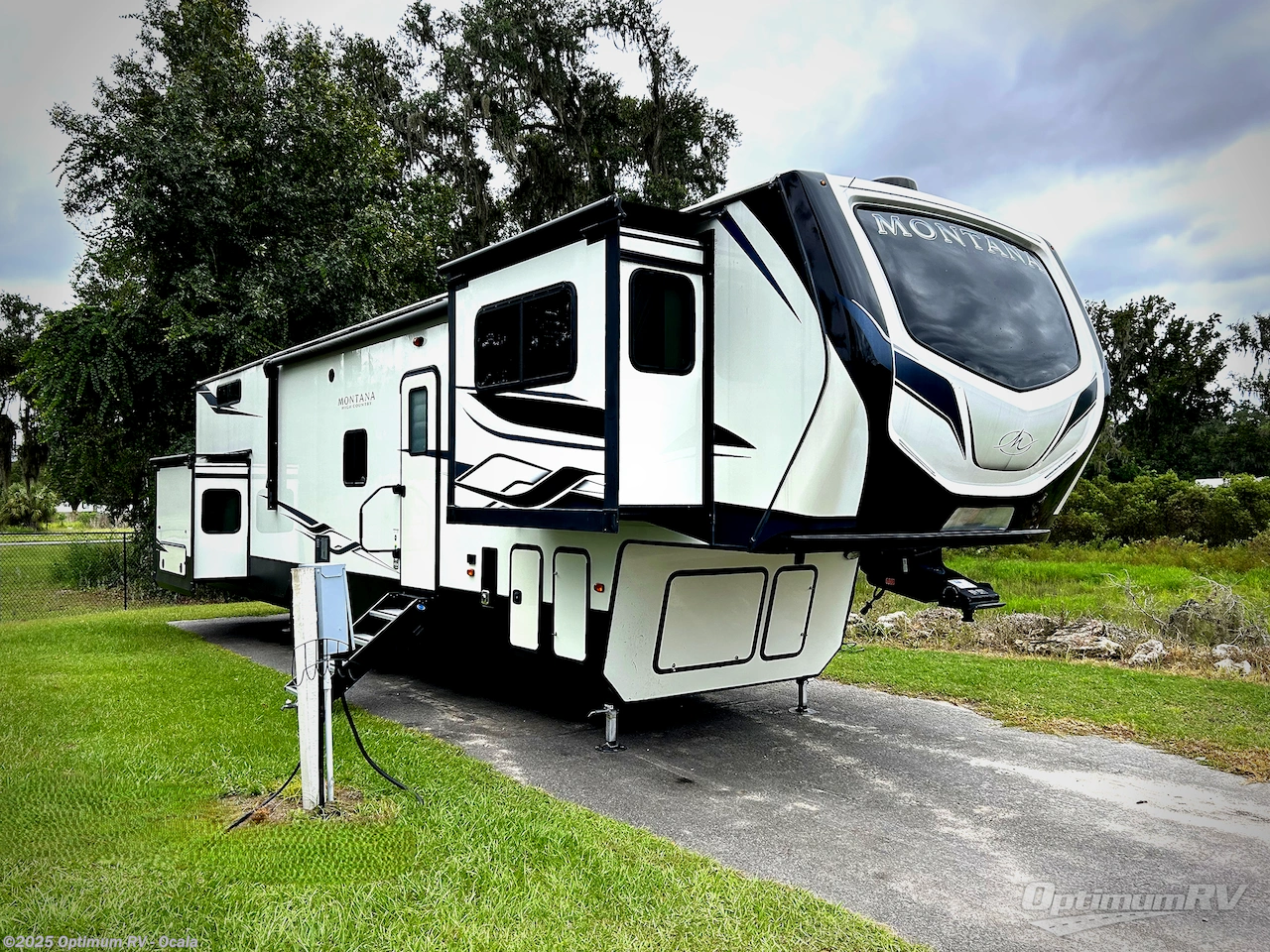 Used 2022 Keystone Montana High Country 377FL available in Ocala, Florida