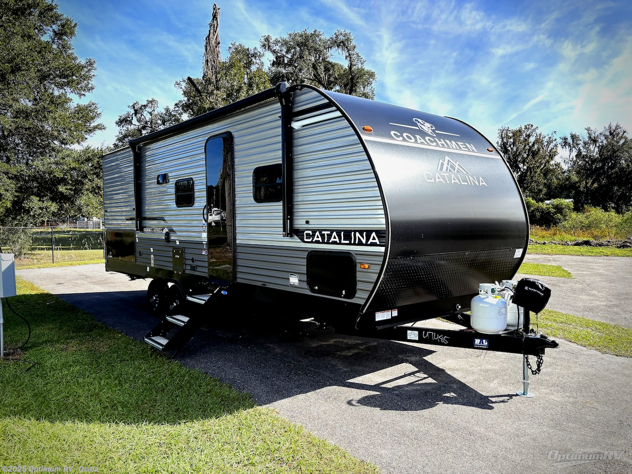 New 2026 Coachmen Catalina Summit Series 8 231BHS available in Ocala, Florida