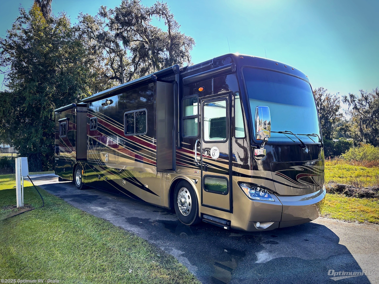 Used 2013 Tiffin Phaeton 40QBH available in Ocala, Florida