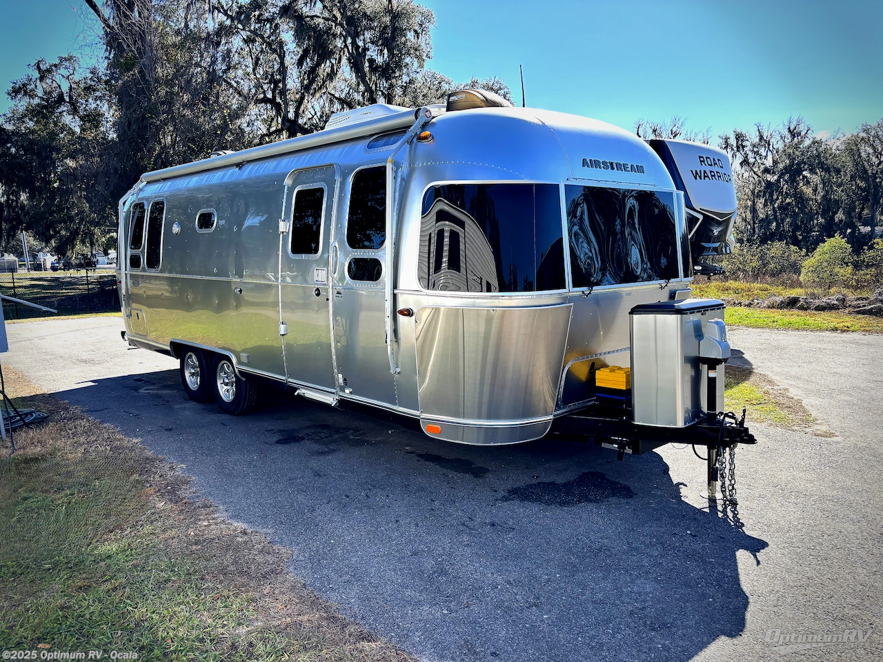 Used 2018 Airstream Flying Cloud 26RB available in Ocala, Florida