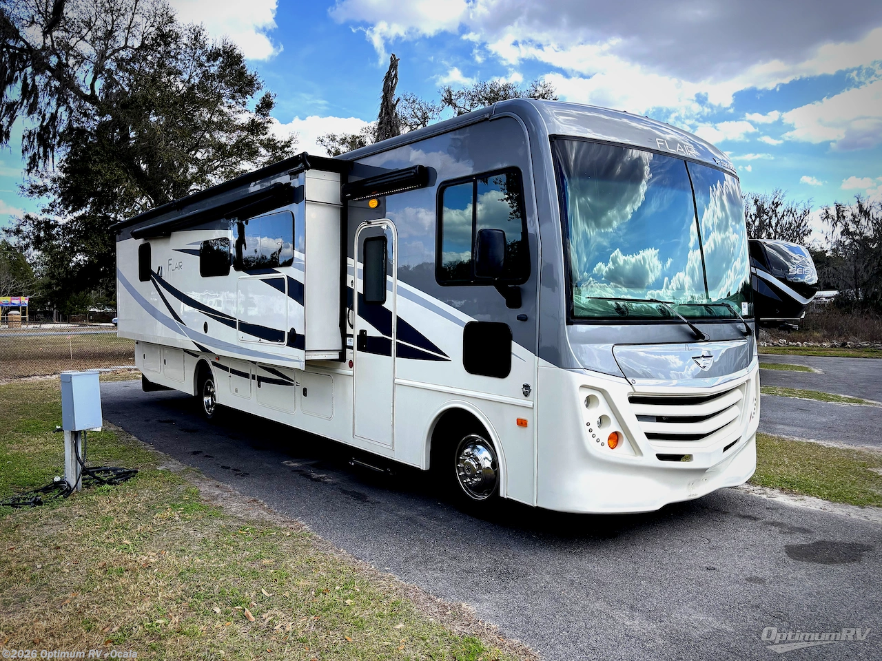 Used 2019 Fleetwood Flair 35R available in Ocala, Florida