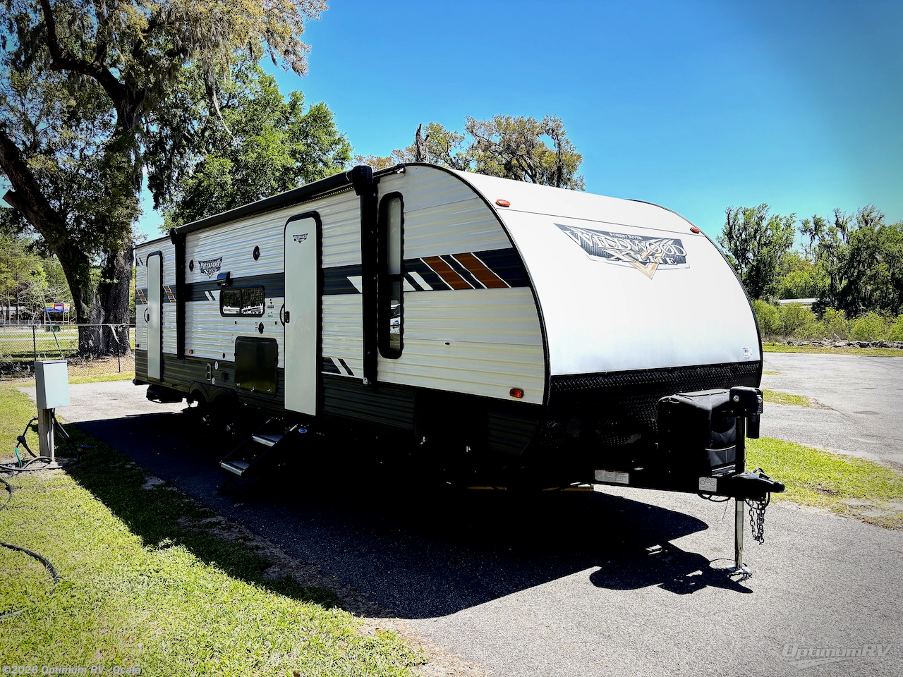 Used 2022 Forest River Wildwood X-Lite 263BHXL available in Ocala, Florida