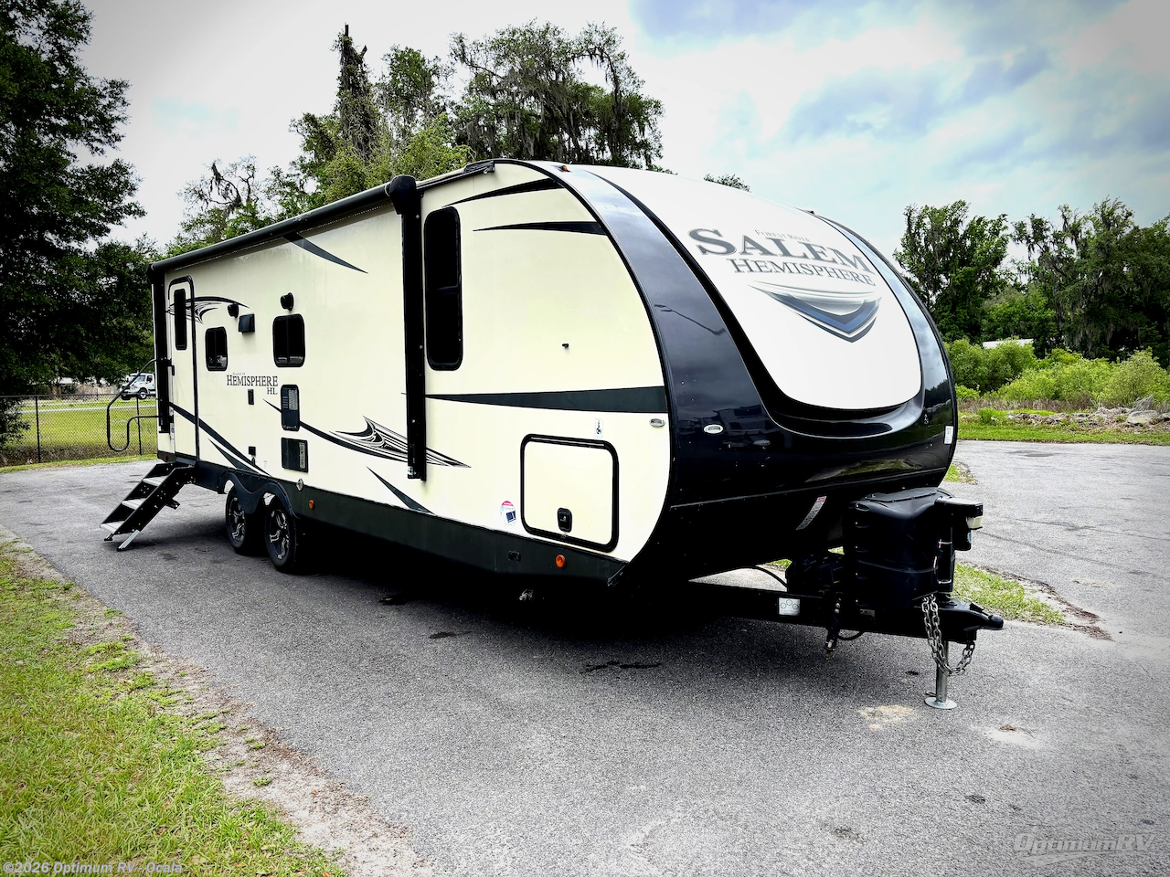 Used 2020 Forest River Salem Hemisphere Hyper-Lyte 24RLHL available in Ocala, Florida