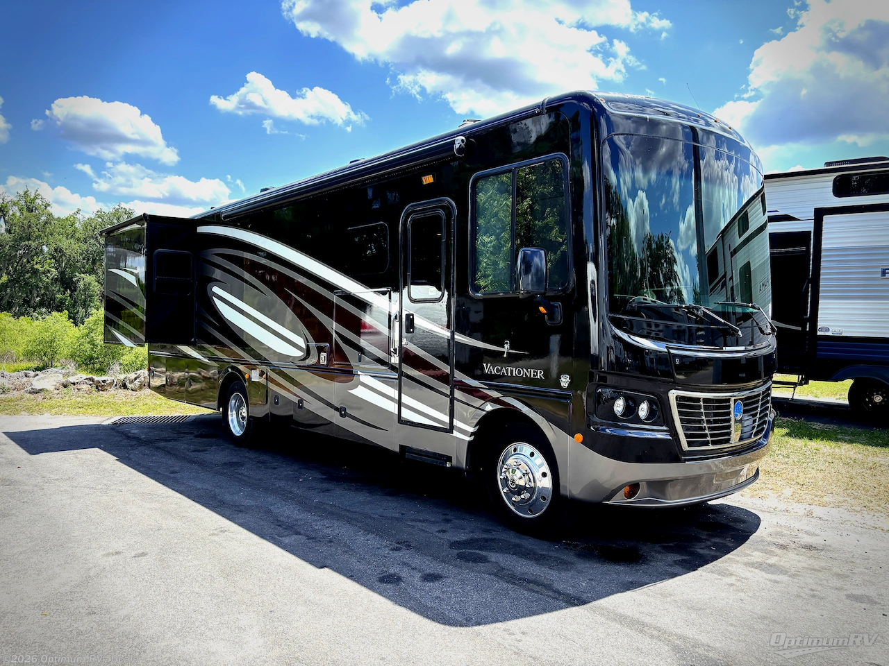 Used 2017 Holiday Rambler Vacationer 33C available in Ocala, Florida