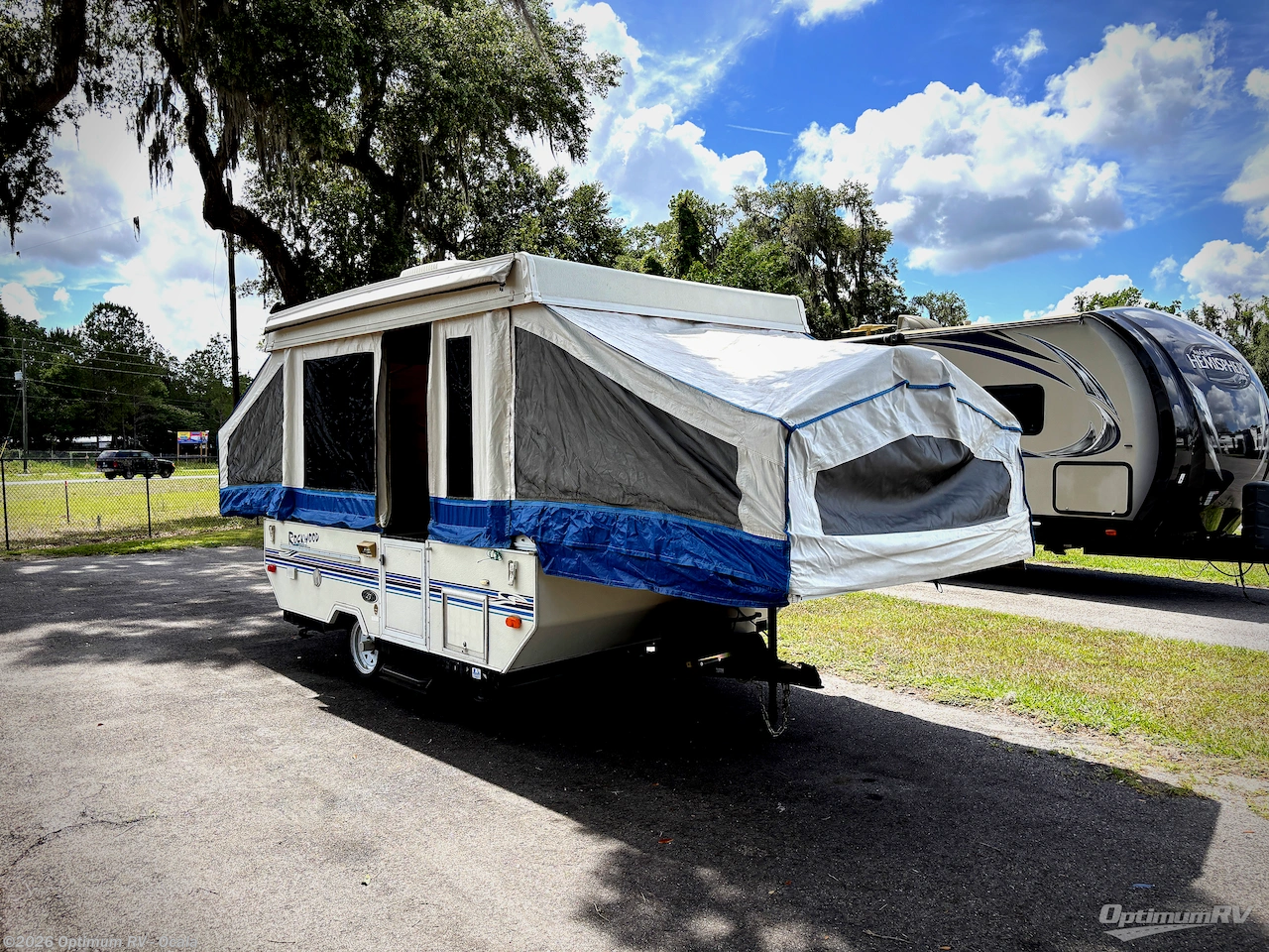 Used 2000 Forest River Rockwood Premier 1908 available in Ocala, Florida