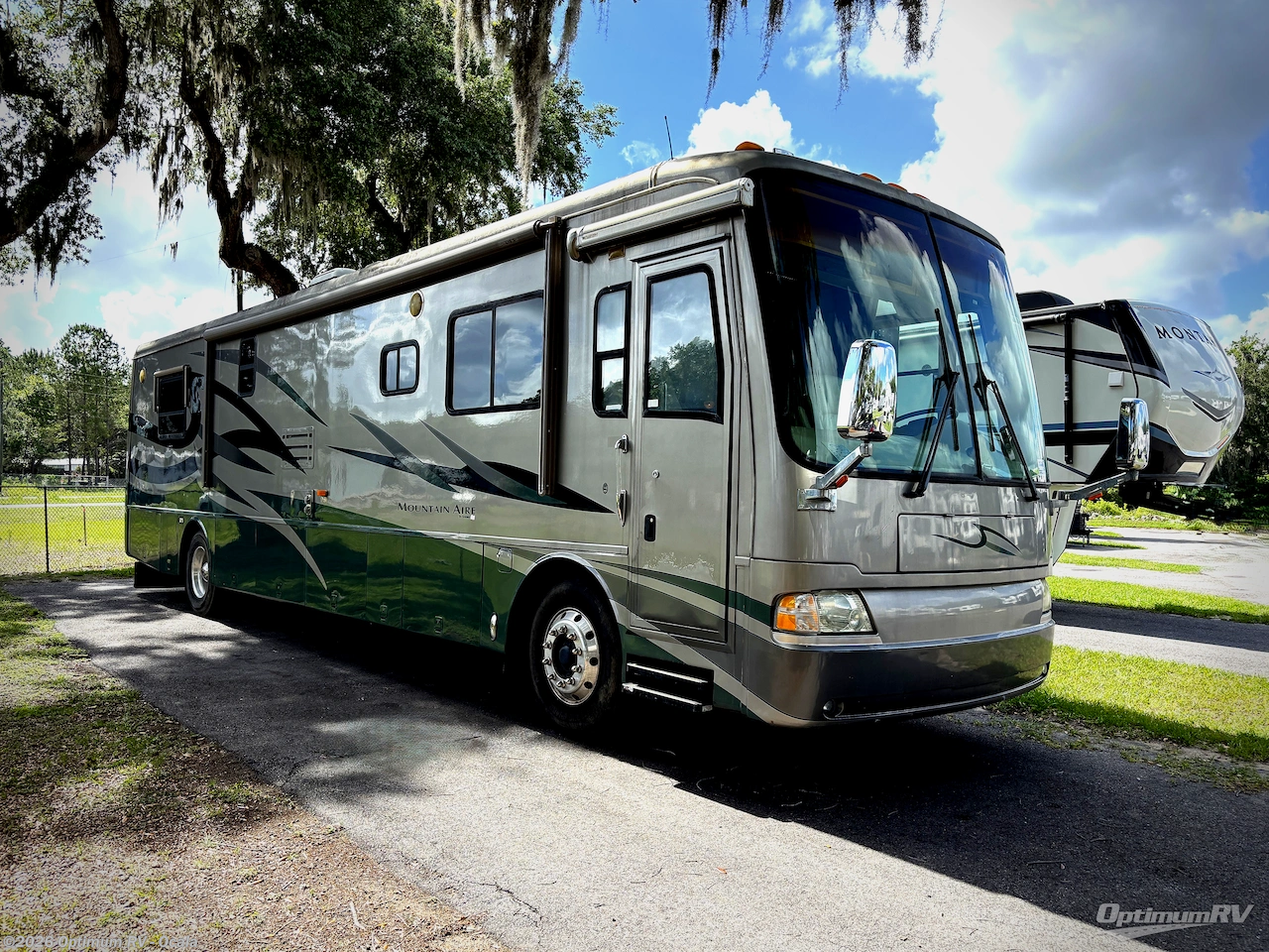 Used 2005 Newmar Mountain Aire Diesel 3743 available in Ocala, Florida