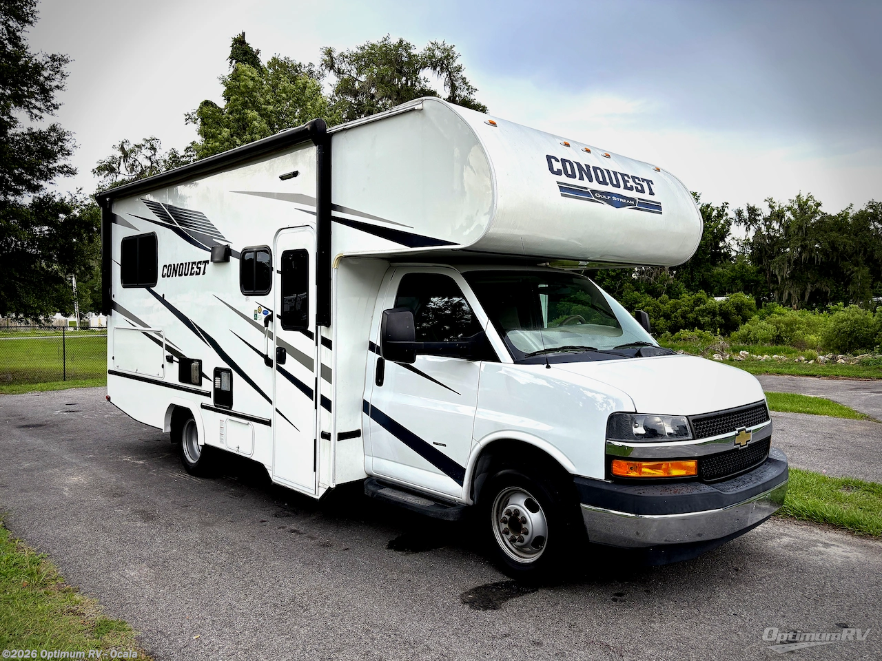 Used 2021 Gulf Stream Conquest Class C 6237LE available in Ocala, Florida