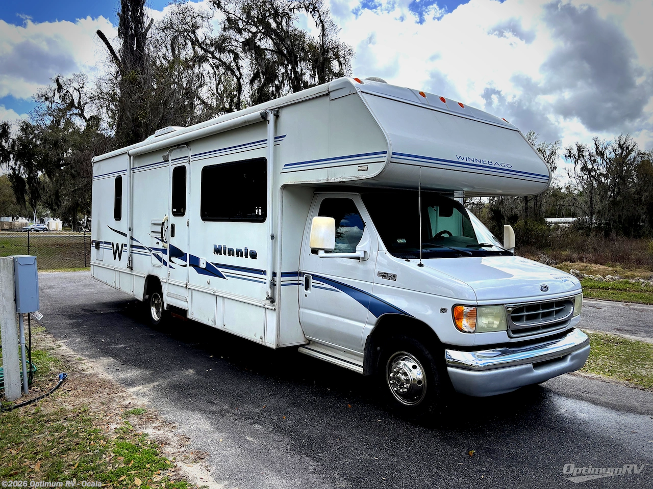 Used 2003 Winnebago Minnie Winnie 329B available in Ocala, Florida