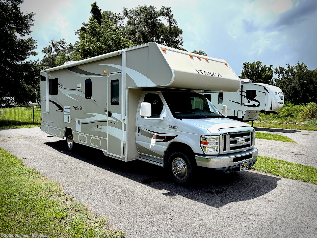 Used 2015 Itasca Spirit 27Q available in Ocala, Florida