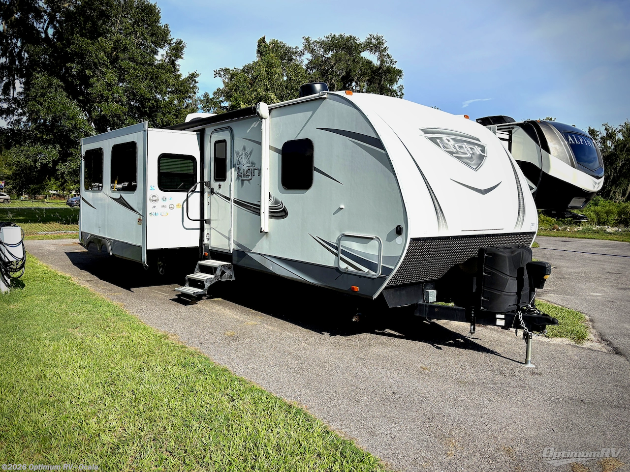Used 2019 Highland Ridge Open Range Light LT312BHS available in Ocala, Florida