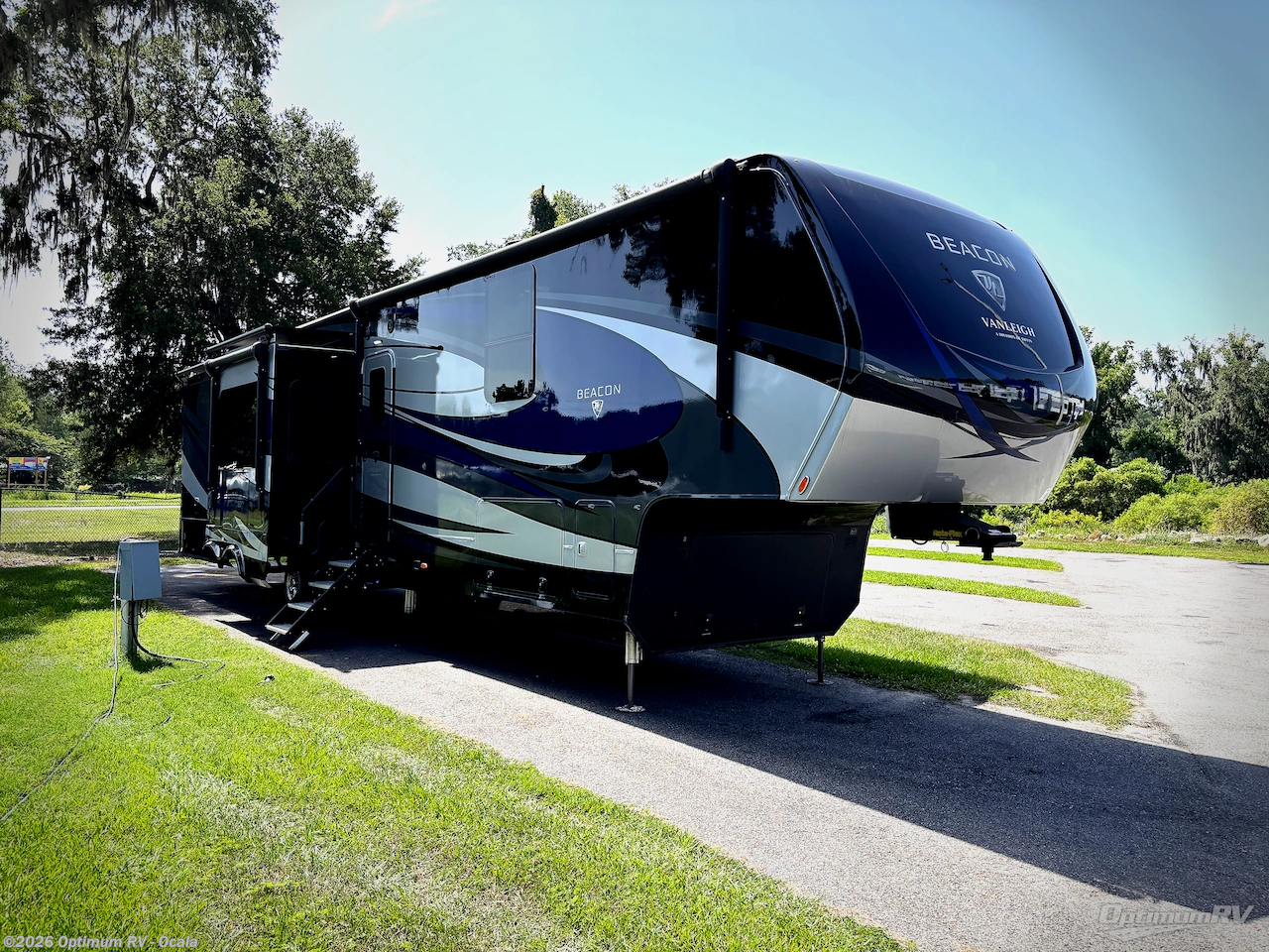 Used 2021 Vanleigh Beacon 41LKB available in Ocala, Florida