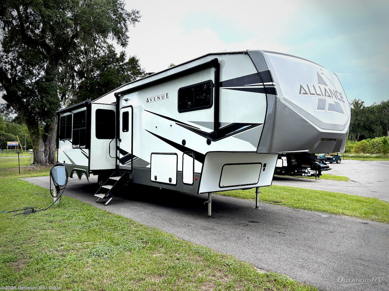 Used 2022 Skyline Alliance Avenue 32RLS available in Ocala, Florida