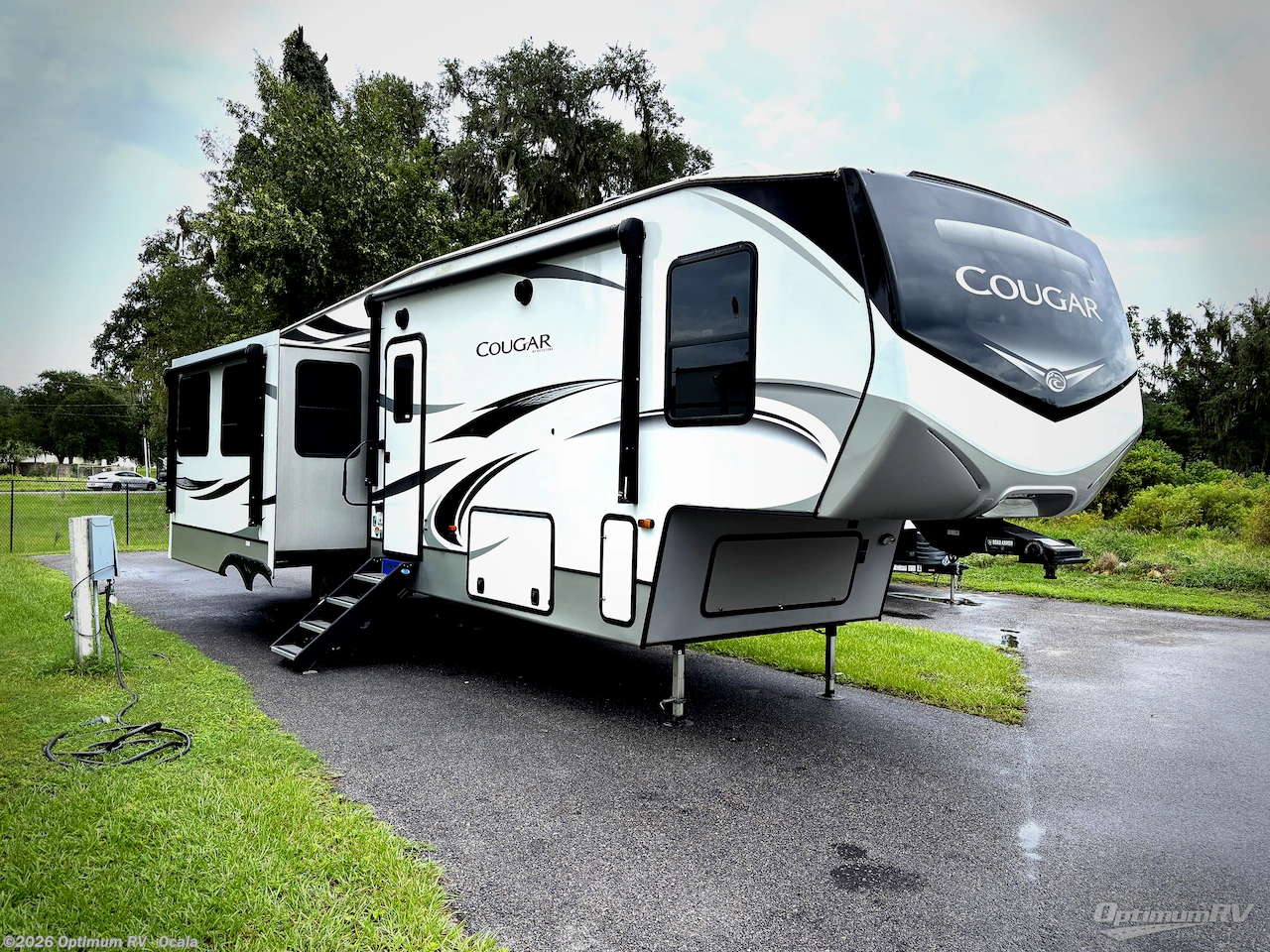 Used 2021 Keystone Cougar 316RLS available in Ocala, Florida