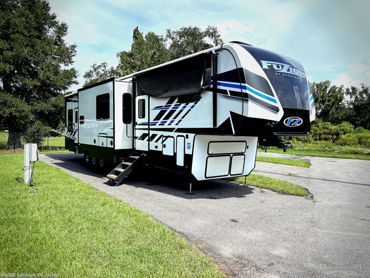 Used 2022 Keystone Fuzion 430 available in Ocala, Florida