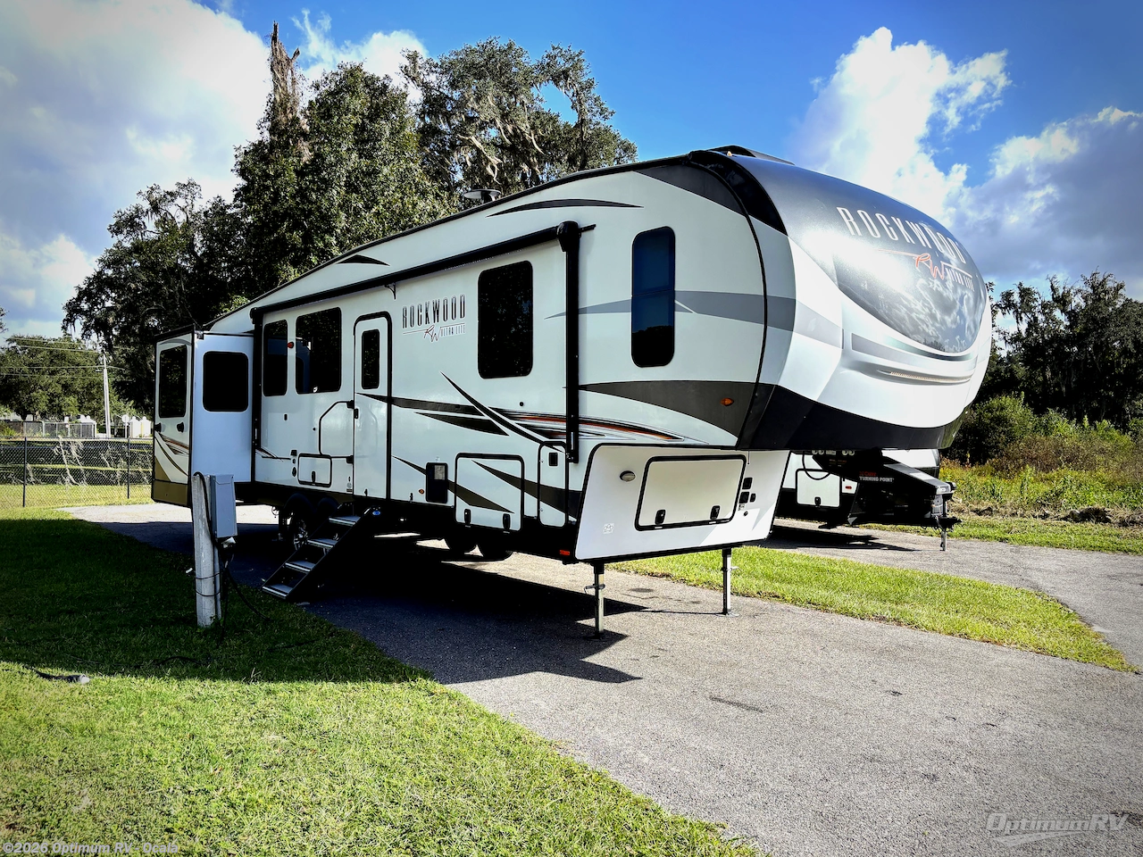 Used 2022  Forest River Rockwood Ultra Lite 2898BS by Forest River from Optimum RV - Ocala in Ocala, FL