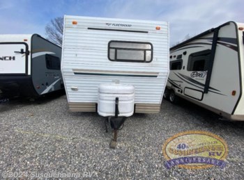 Used 2005 Fleetwood Wilderness 260BHS available in Selinsgrove, Pennsylvania