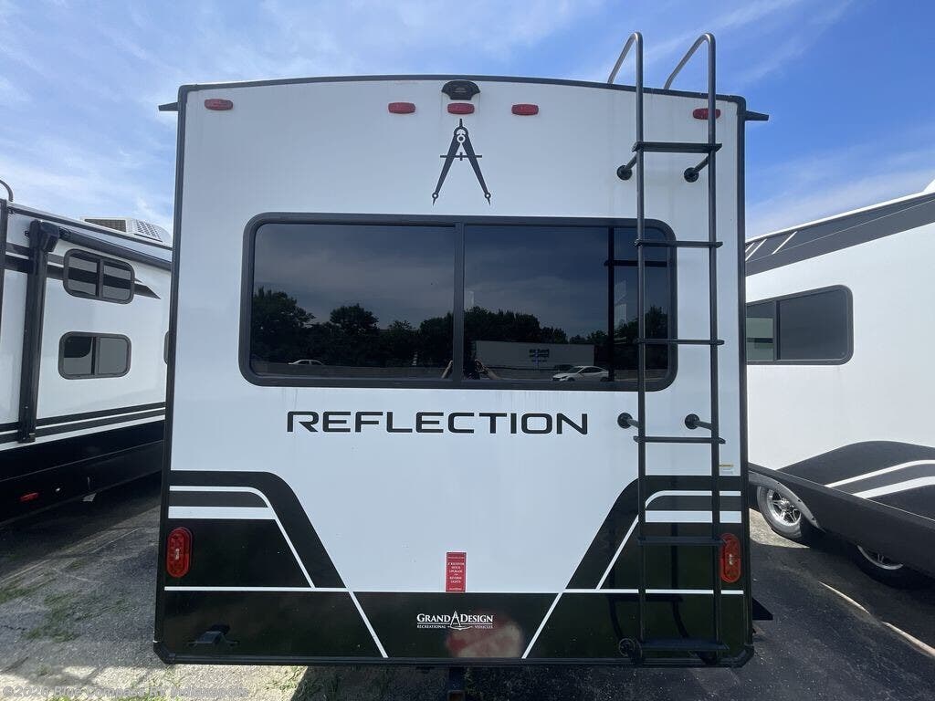 New 2026 Grand Design Reflection 100 Series 24RL available in Indianapolis, Indiana