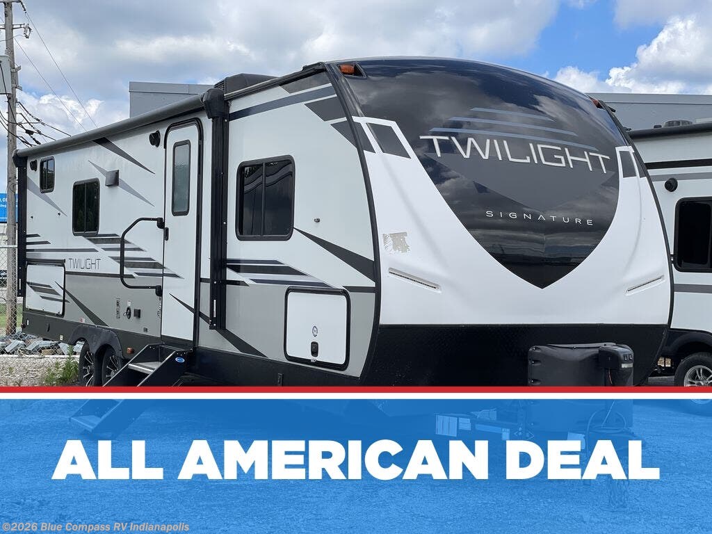 Used 2022 Cruiser RV Twilight Signature TWS 2600 available in Indianapolis, Indiana