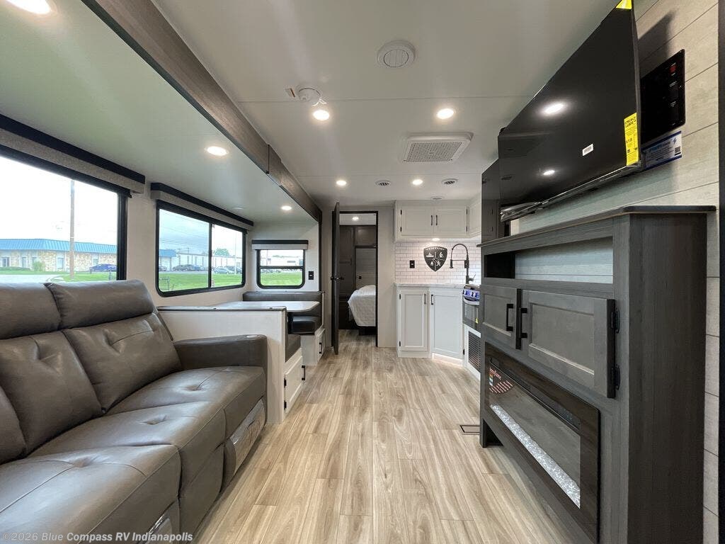New 2027 Venture RV Stratus SR261VRB available in Indianapolis, Indiana