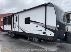  New 2023 Forest River Rockwood Signature Ultra Lite 8337RL available in Mill Hall, Pennsylvania