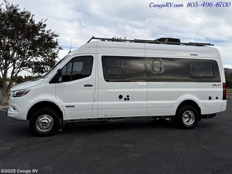 Used 2020 Winnebago Boldt 70BL available in Thousand Oaks, California