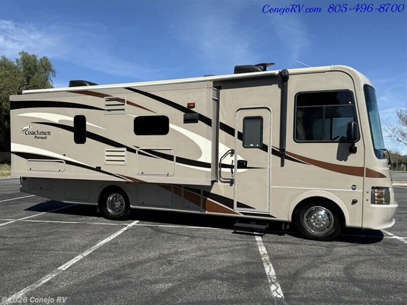Used 2016 Coachmen Pursuit 27KP available in Thousand Oaks, California