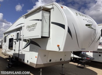 Used 2015 Forest River Flagstaff Classic Super Lite 8528RKWS available in Paynesville, Minnesota