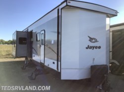 Used 2018 Jayco Jay Flight Bungalow 40FBTS available in Paynesville, Minnesota