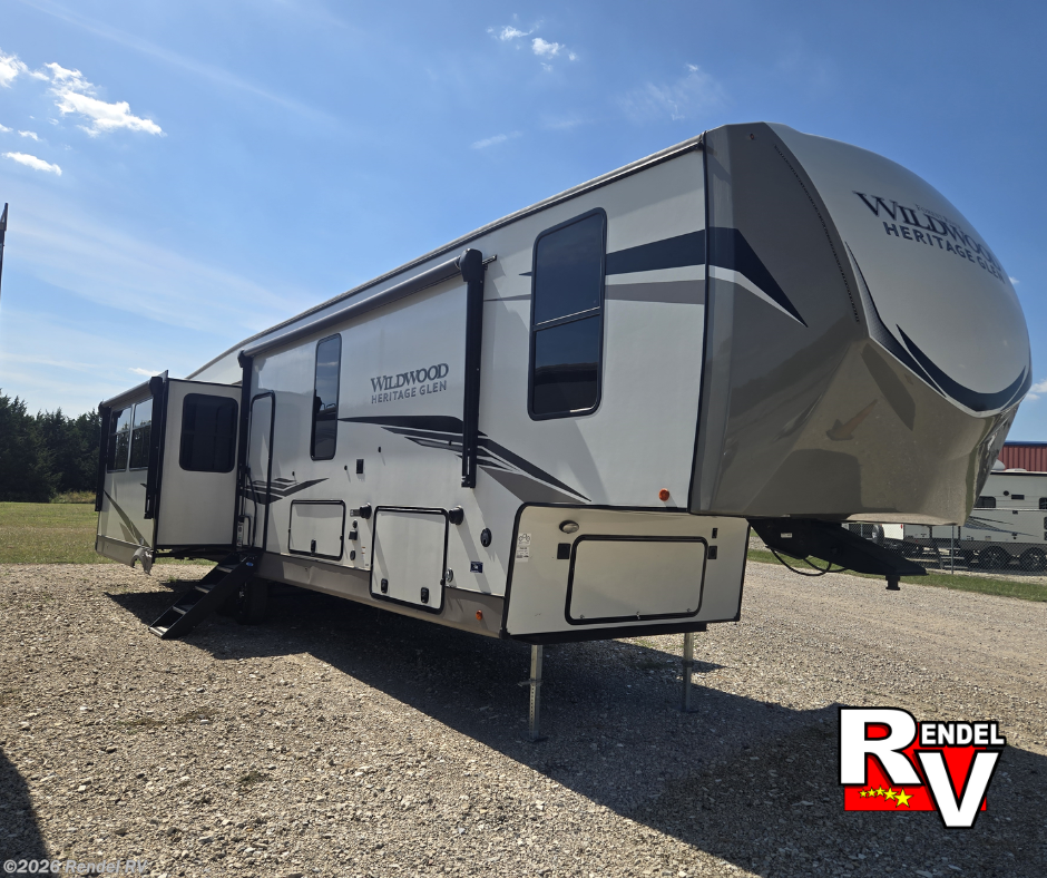 Used 2023 Forest River Wildwood Heritage Glen 369BL available in Rice, Texas