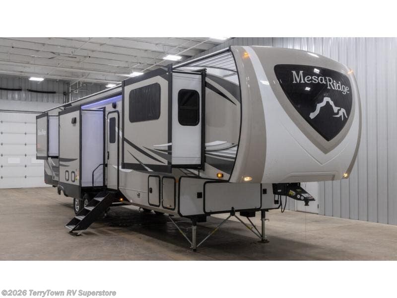 New 2022 Highland Ridge Mesa Ridge 376FBH available in Grand Rapids, Michigan