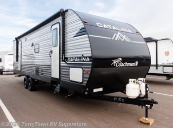 New 2024 Coachmen Catalina Summit Series 8 271DBS available in Grand Rapids, Michigan