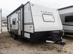 Used 2018 Viking  Ultra-Lite 21FQ available in Grand Rapids, Michigan
