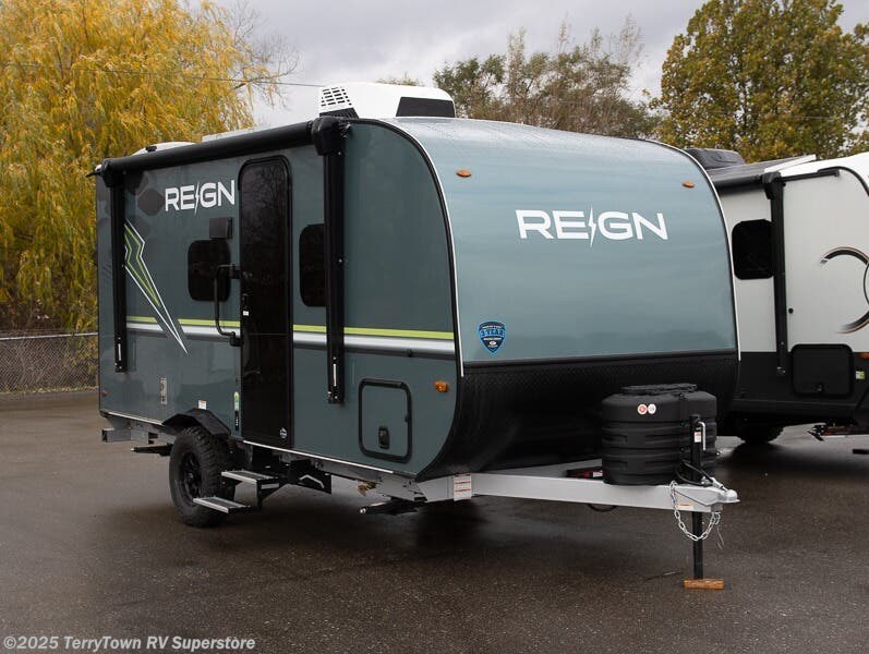 New 2025 Keystone Reign 15RB available in Grand Rapids, Michigan