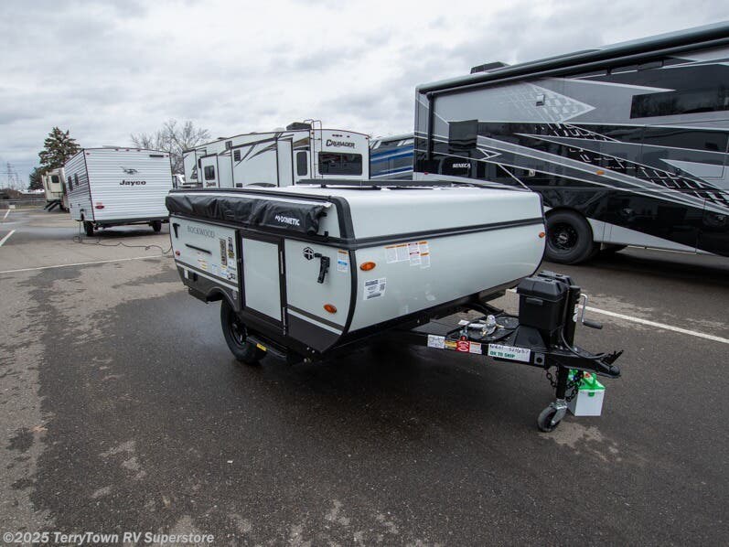 New 2025 Forest River Rockwood Freedom Series 1640FT available in Grand Rapids, Michigan