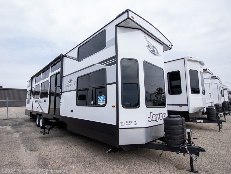 New 2025 Jayco Jay Flight Bungalow JayLoft available in Grand Rapids, Michigan